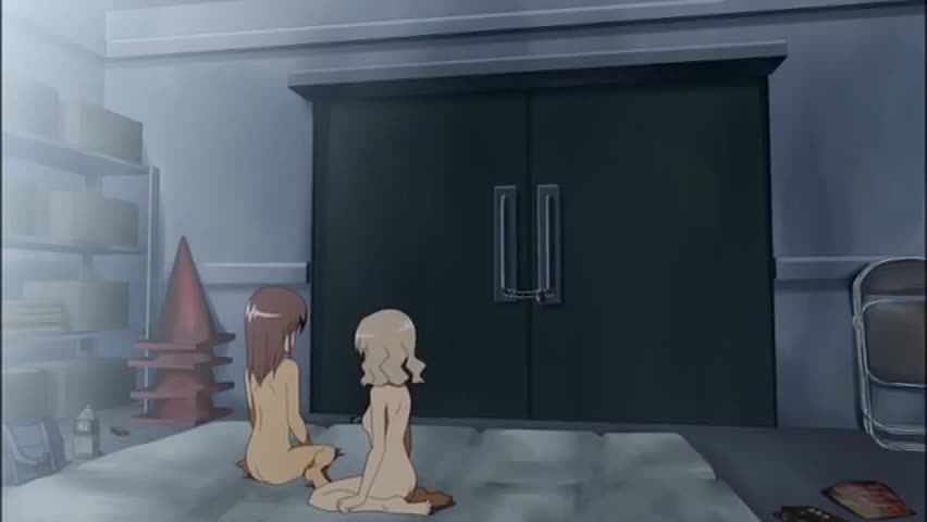 Hai gái anime khỏa thân ngồi quỳ trước cửa lớn trong phòng kho tối tăm Hai gái anime khỏa thân ngồi quỳ trước cửa lớn trong phòng kho tối tăm