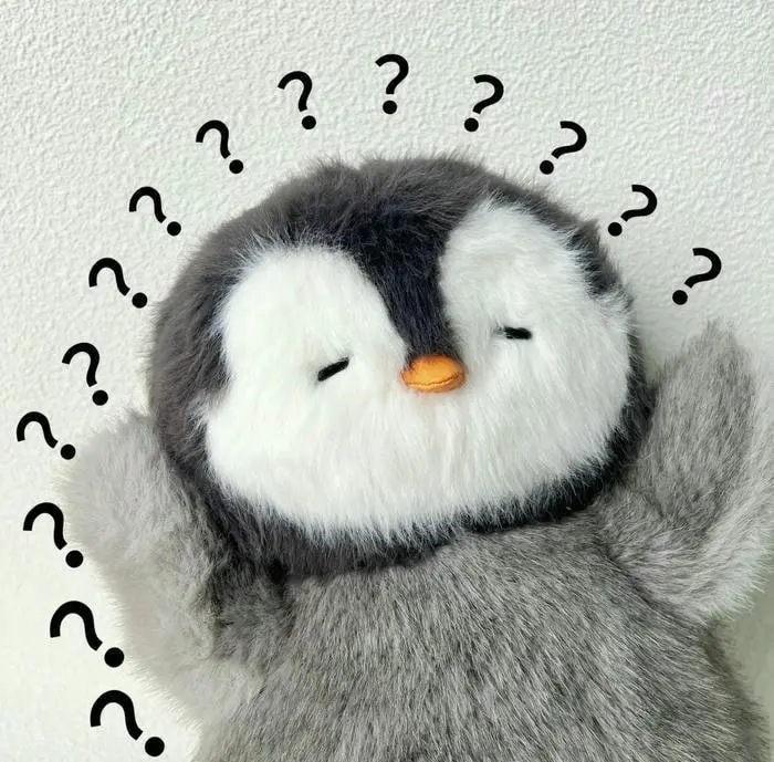 Penguin bối rối ngơ ngác với nhiều dấu hỏi biểu tượng thắc mắc đáng yêu Penguin bối rối ngơ ngác với nhiều dấu hỏi biểu tượng thắc mắc đáng yêu
